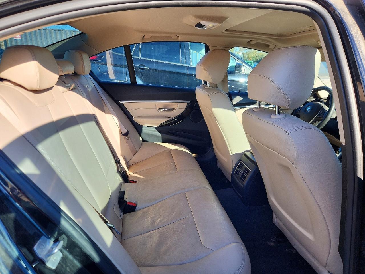 2017 BMW 328 D xDrive - zdjęcie 10