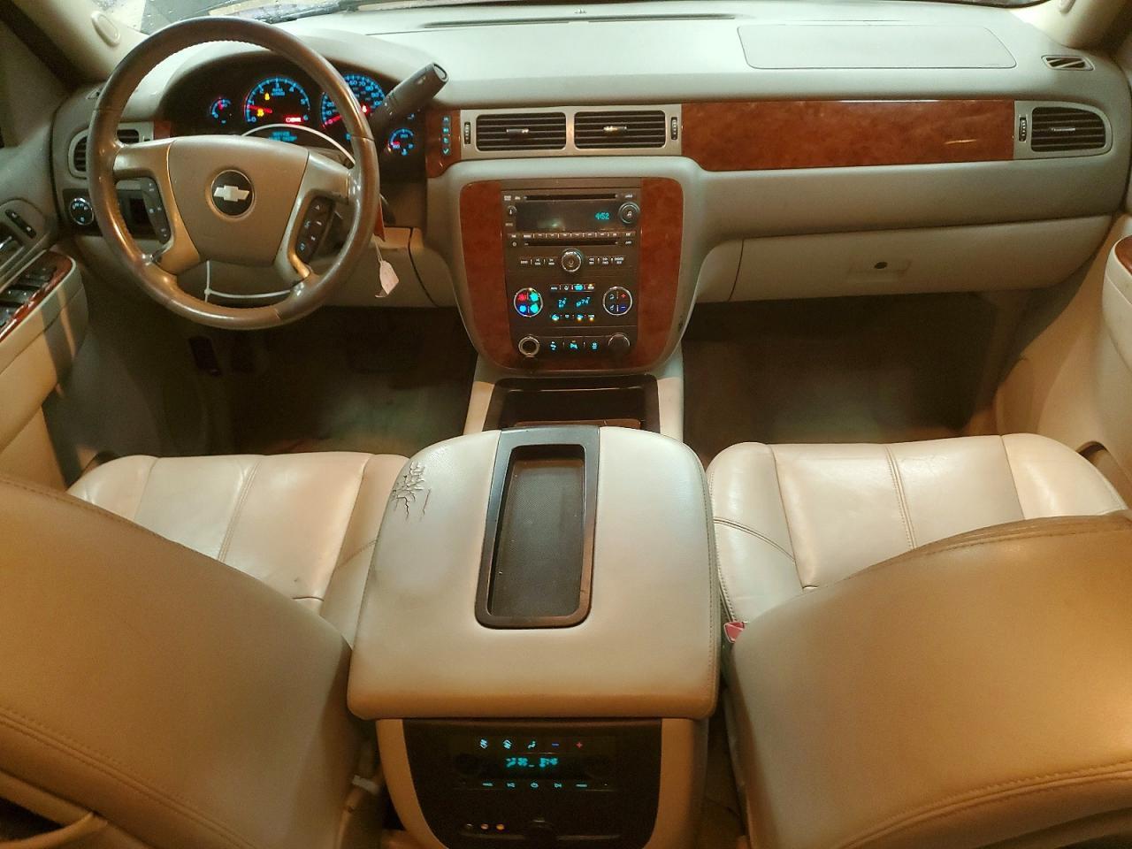 2013 Chevrolet Tahoe C1500 Lt - zdjęcie 8