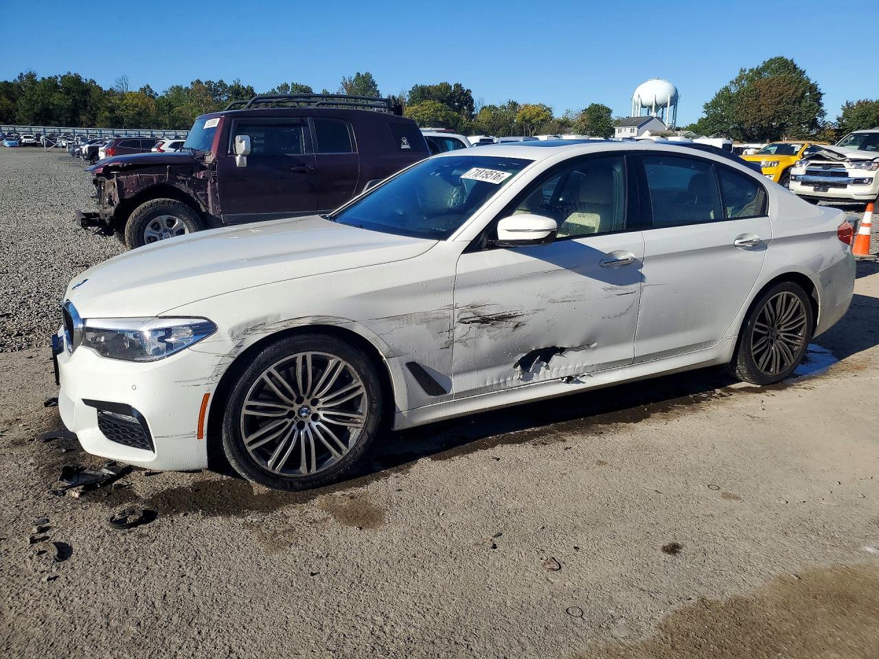 2017 BMW Seria 5 530i - zdjęcie główne