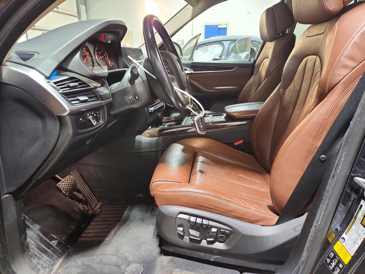 2015 BMW X5 xDrive50I - zdjęcie 7