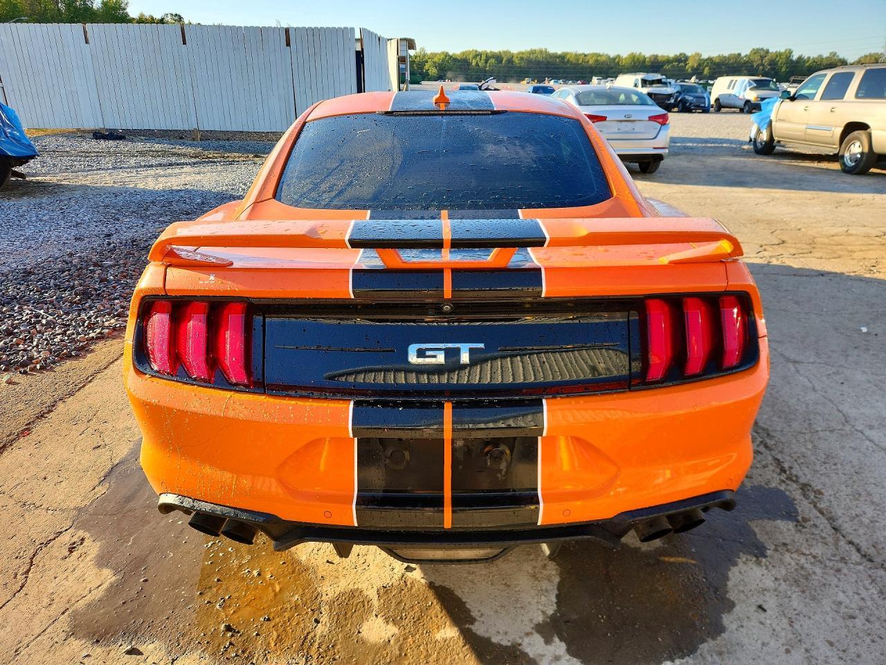 2020 Ford Mustang Gt - zdjęcie 6