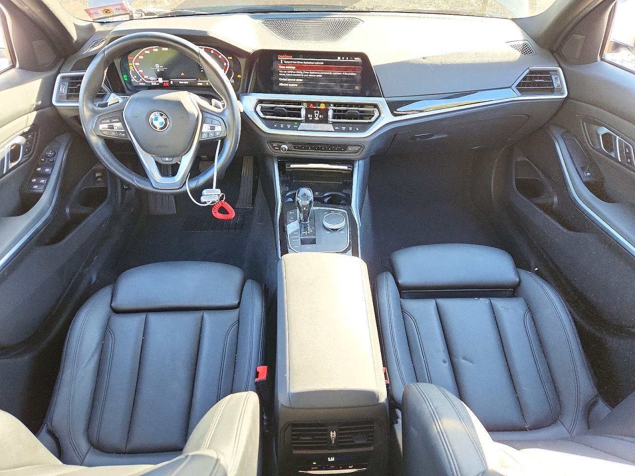 2019 BMW Seria 3 330i - zdjęcie 8