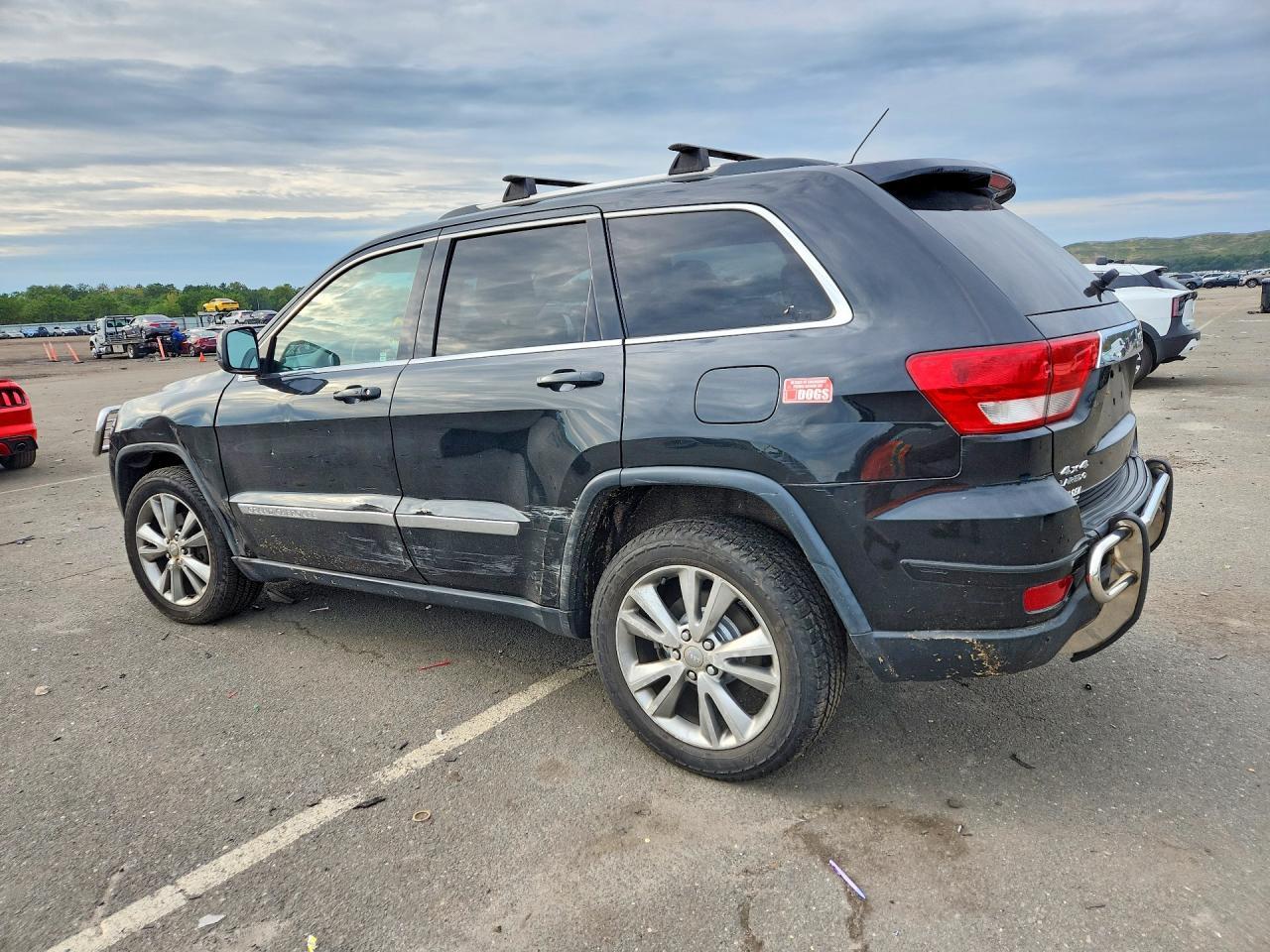 2013 Jeep Grand Cherokee Laredo - zdjęcie 2