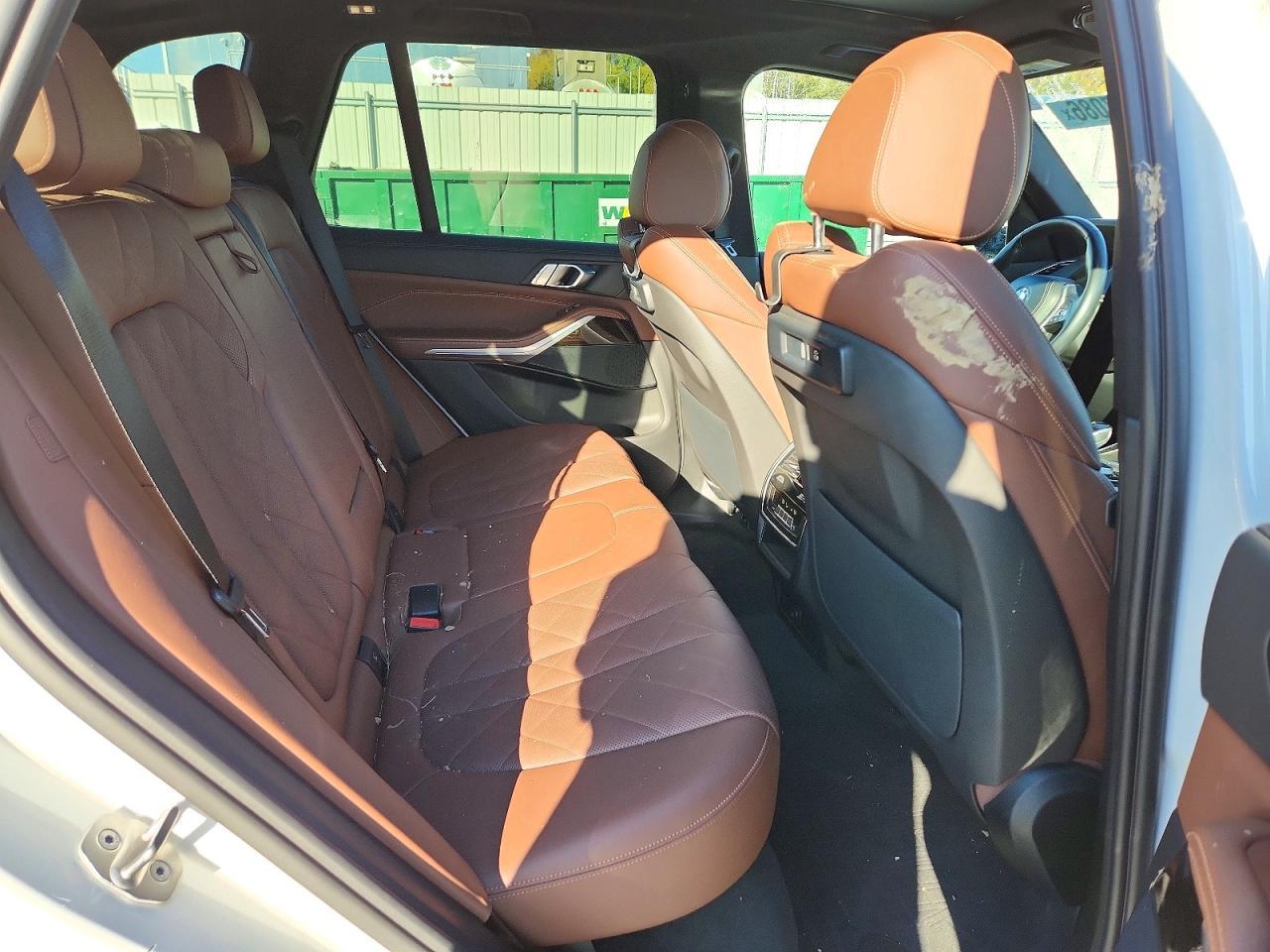 2023 BMW X5 xDrive40I - zdjęcie 11