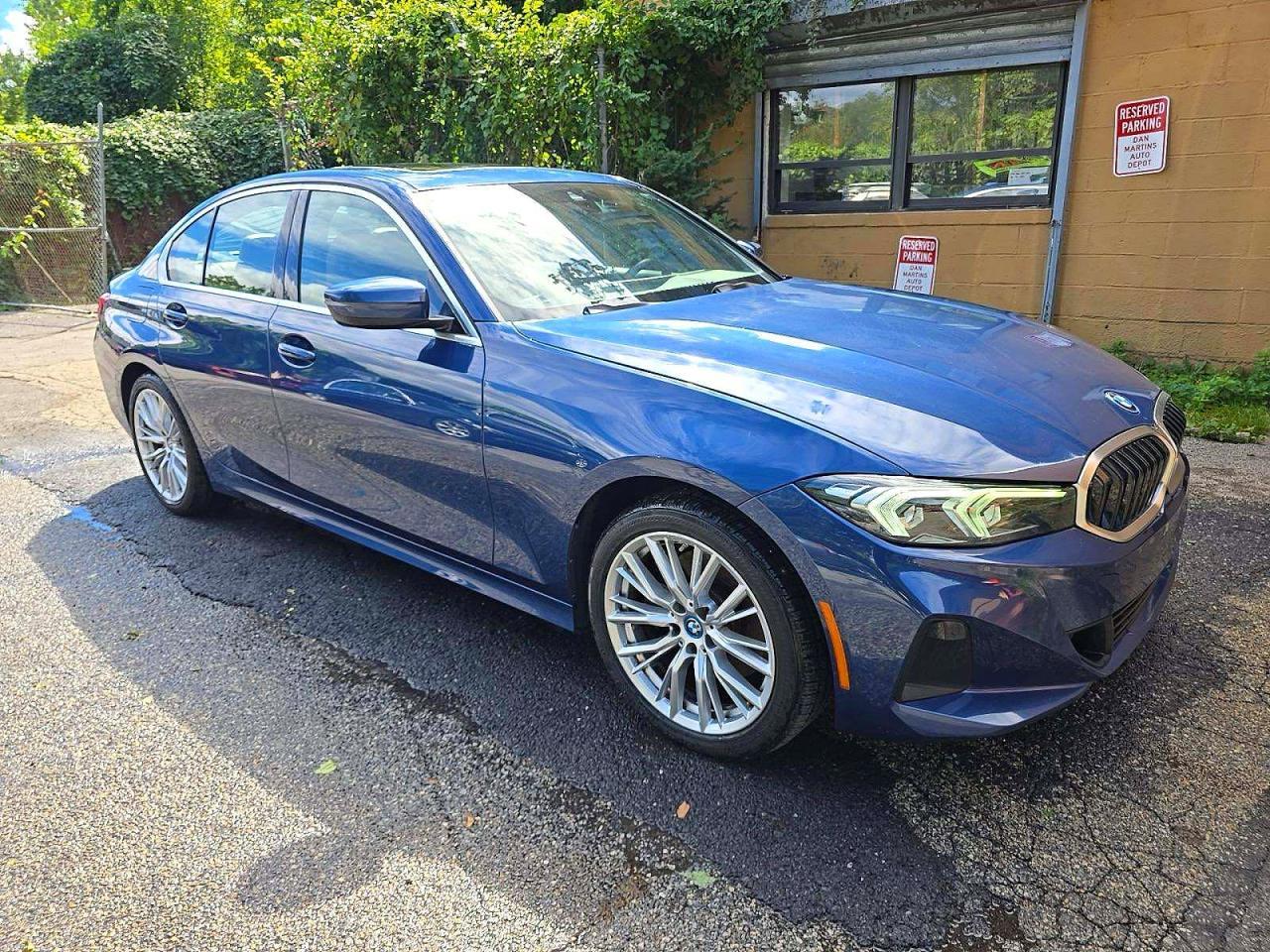 2024 BMW Seria 3 330e - zdjęcie 2