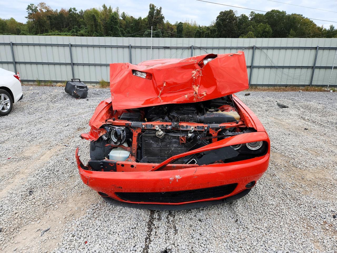 2016 Dodge Challenger Sxt - zdjęcie 5