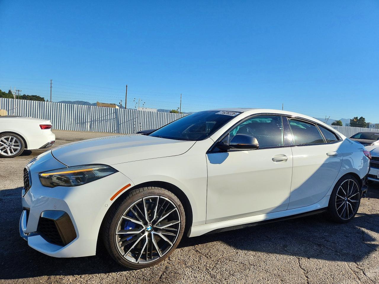 2020 BMW Seria 2 M235i - zdjęcie główne