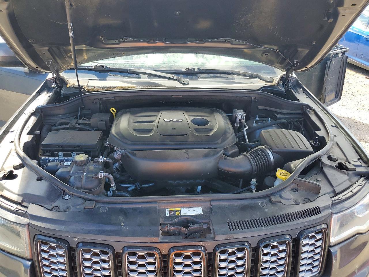 2017 Jeep Grand Cherokee Laredo - zdjęcie 11