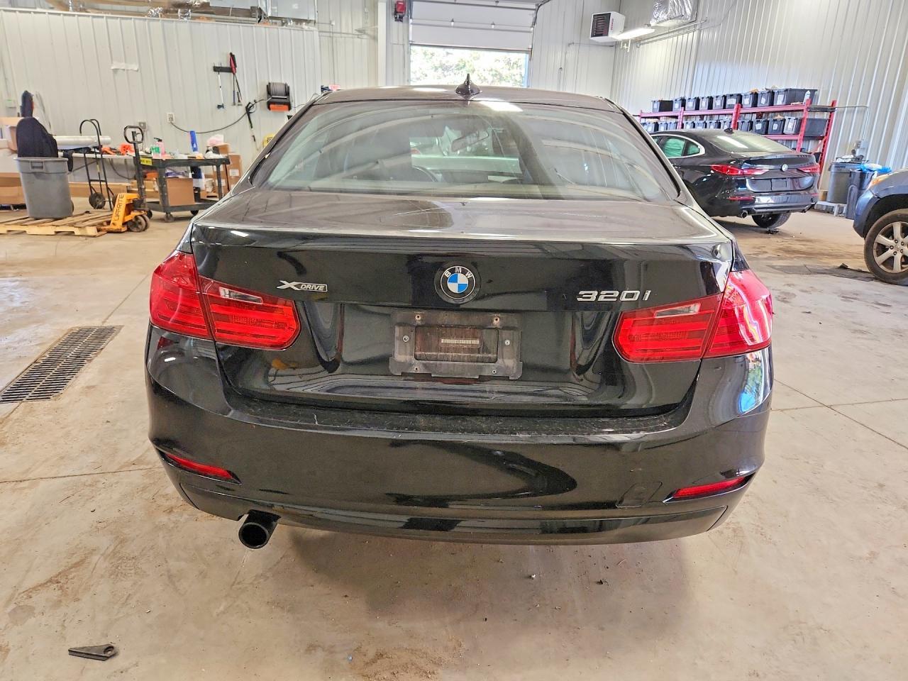 2015 BMW 320 I xDrive - zdjęcie 6
