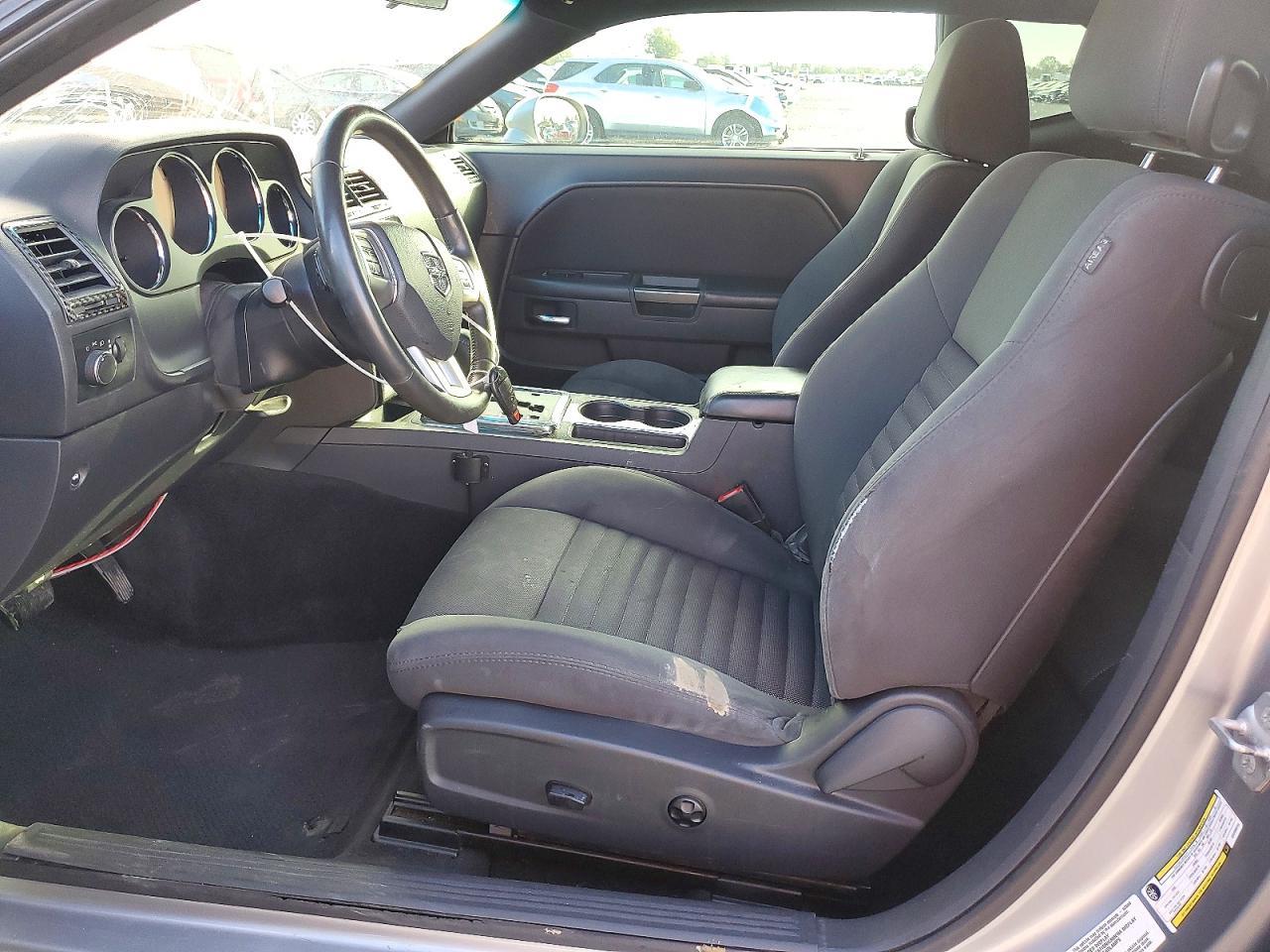2014 Dodge Challenger Sxt - zdjęcie 7