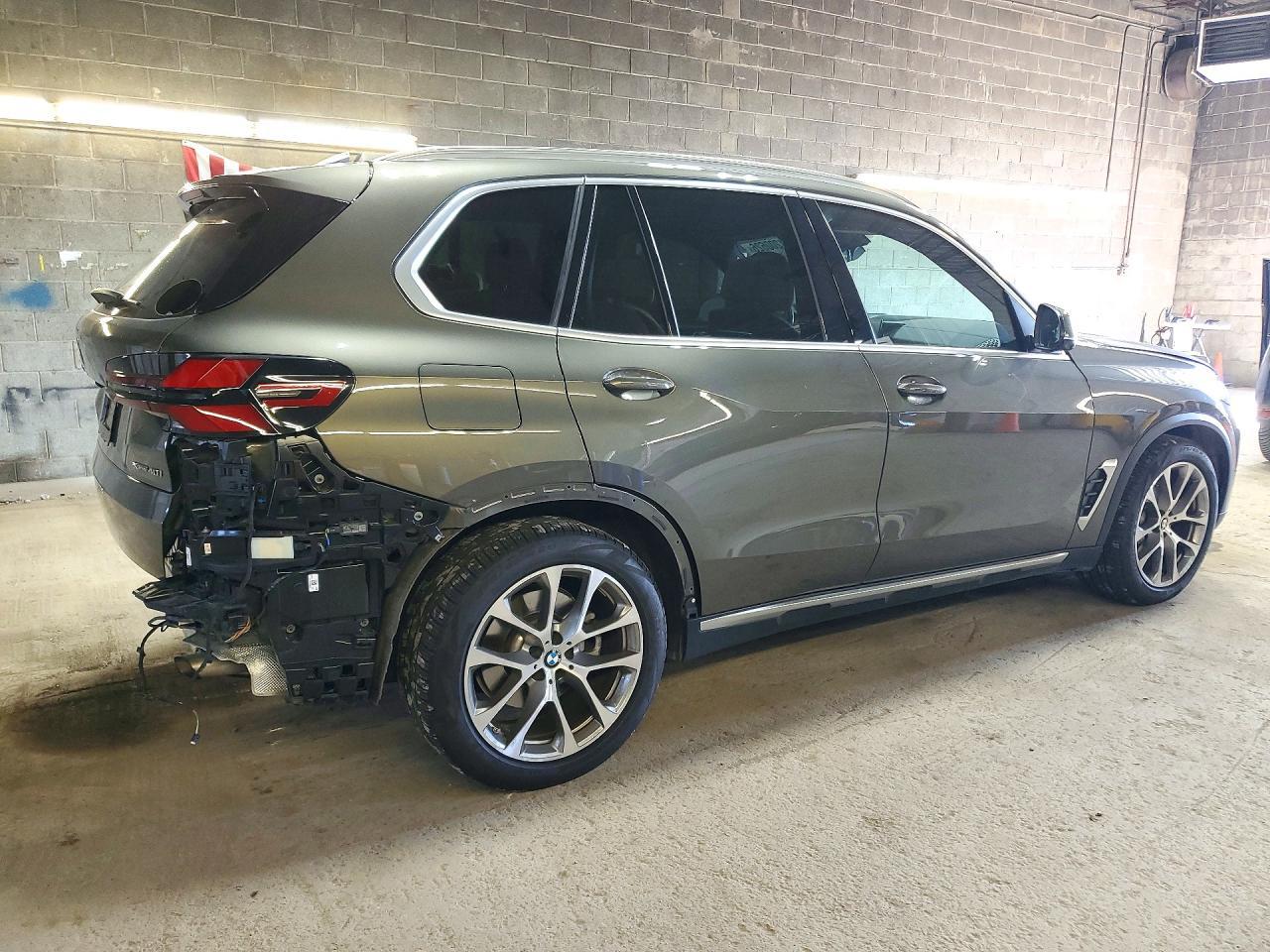 2025 BMW X5 xDrive40I - zdjęcie 3