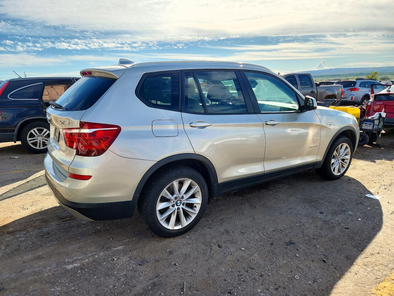 2015 BMW X3 xDrive28I - zdjęcie 3