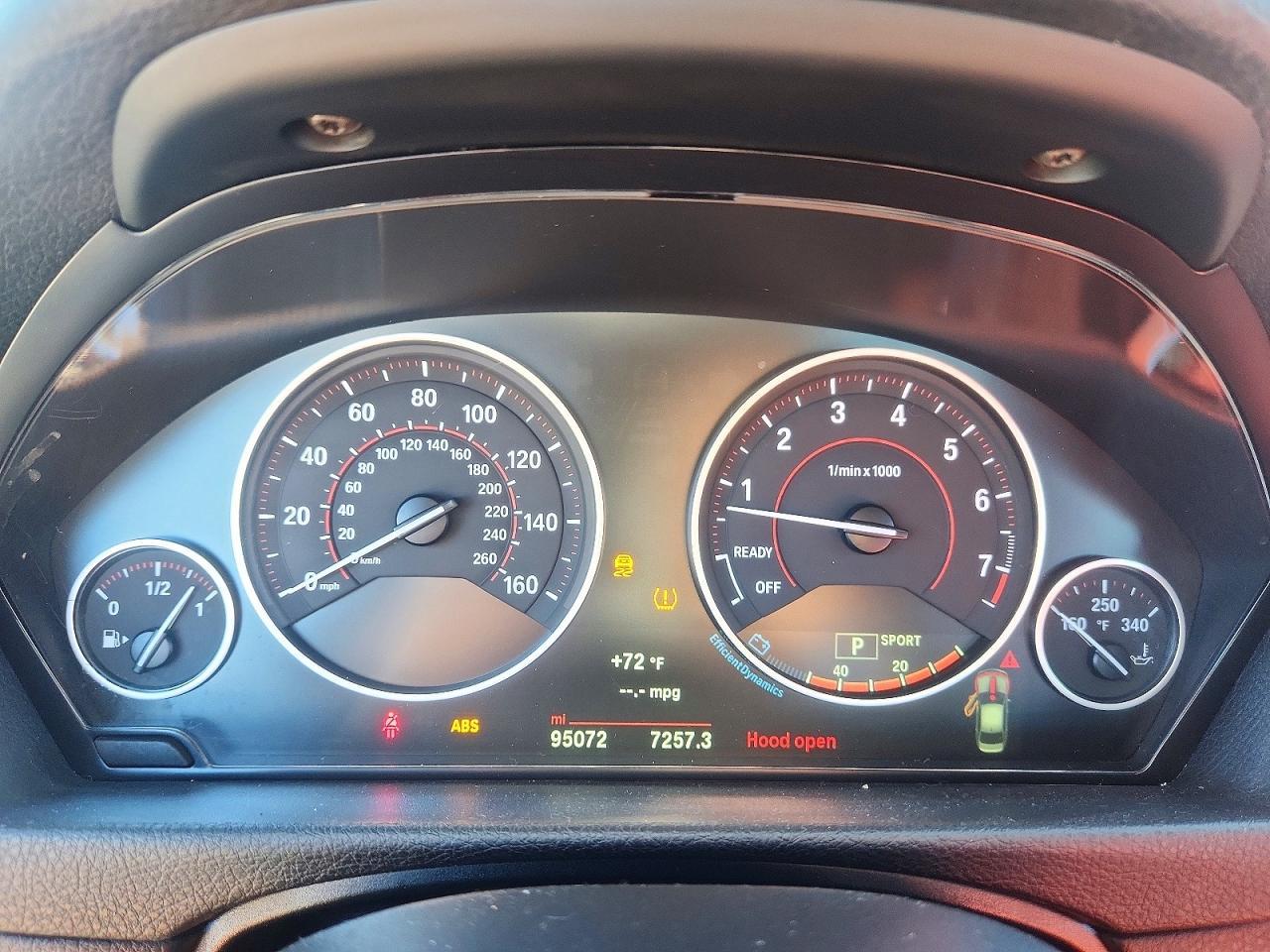 2018 BMW Seria 3 330i - zdjęcie 9