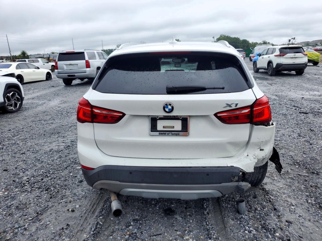 2017 BMW X1 Sdrive28I - zdjęcie 6