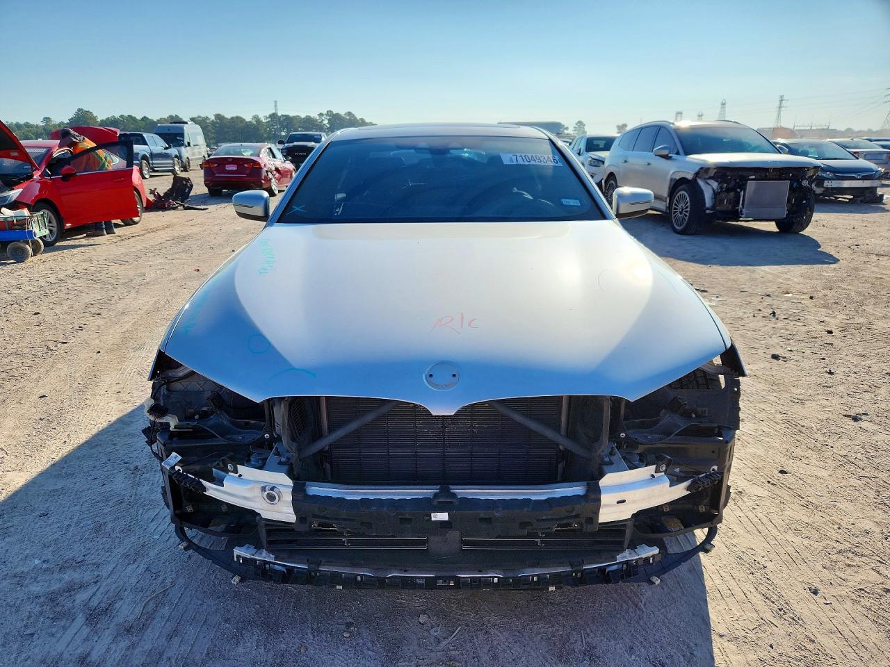 2019 BMW Seria 5 530i - zdjęcie 5