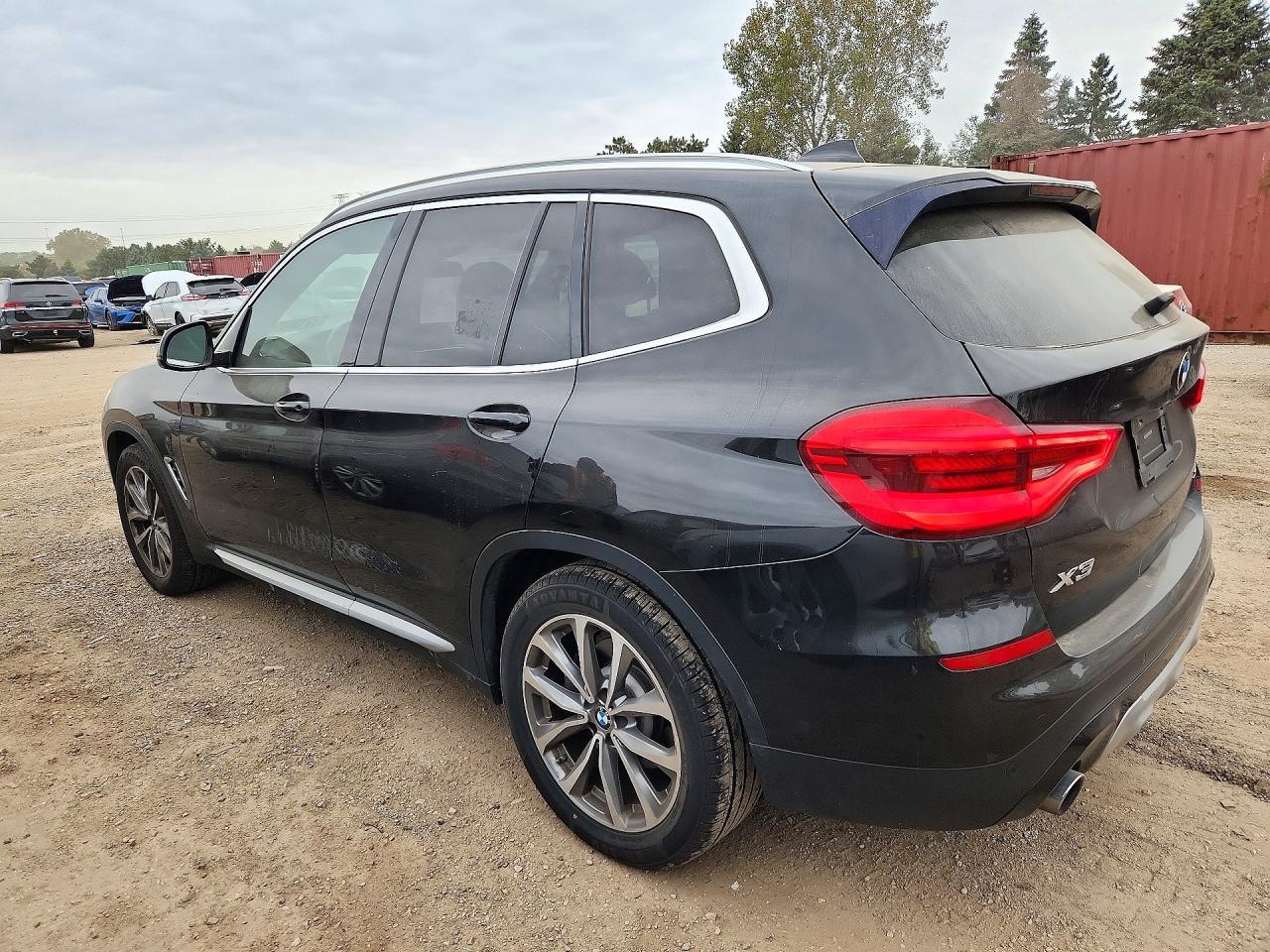 2019 BMW X3 xDrive30I - zdjęcie 2