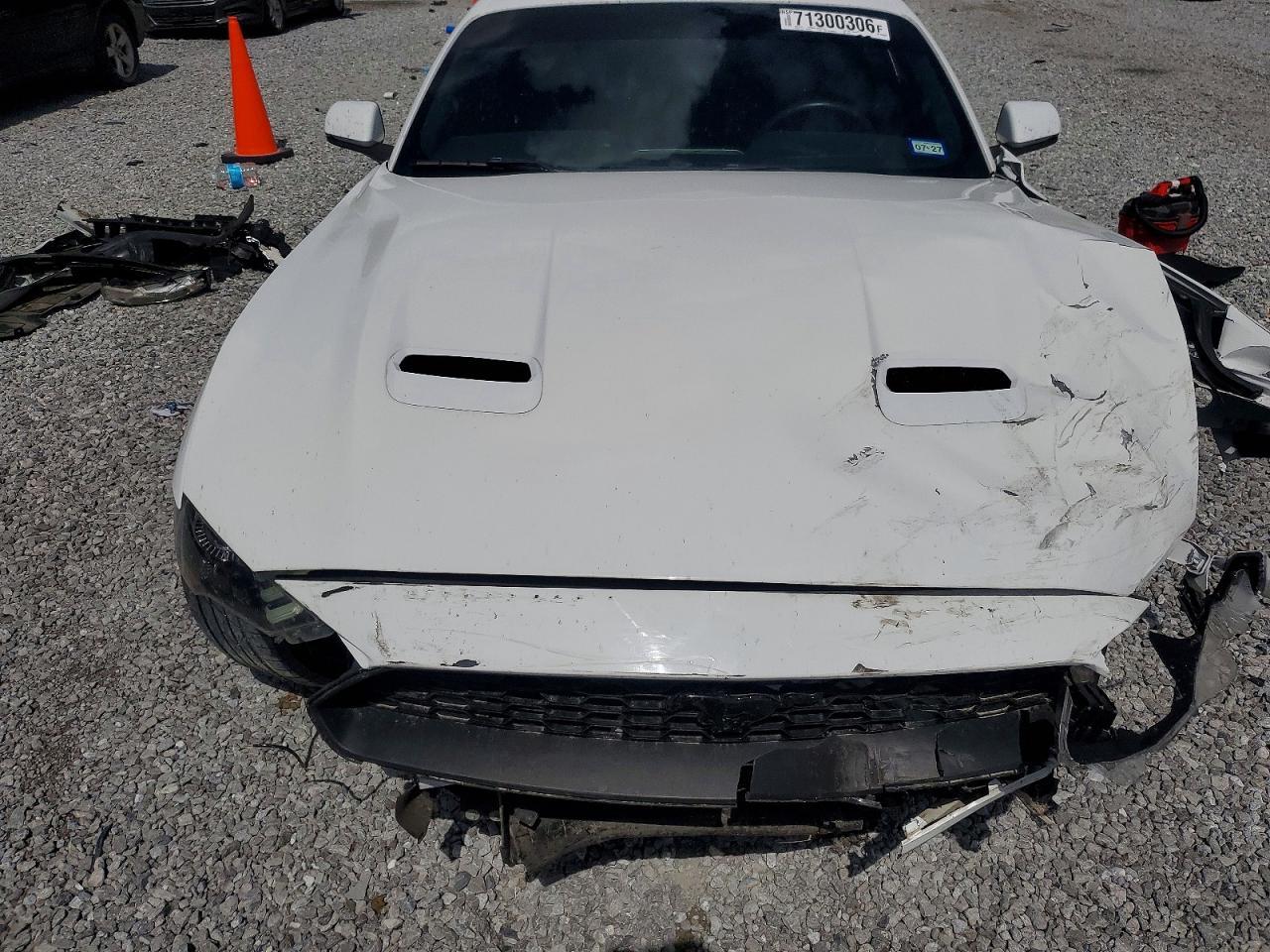 2019 Ford Mustang - zdjęcie 11
