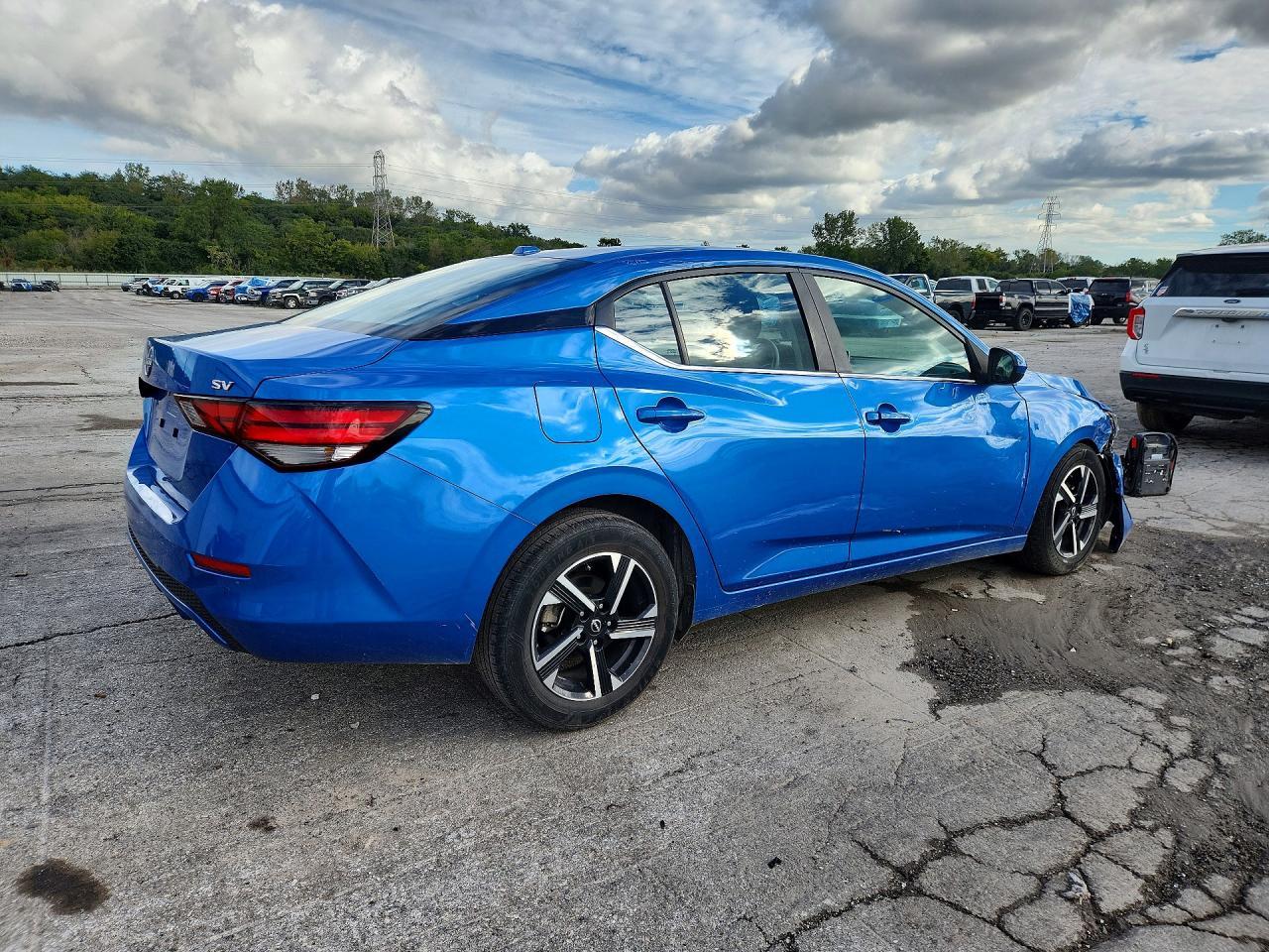 2024 Nissan Sentra Sv - zdjęcie 3