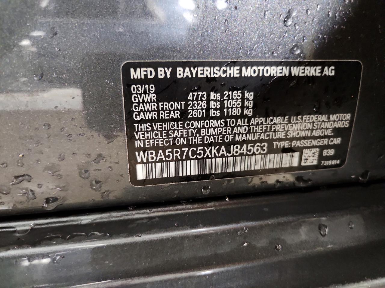 2019 BMW Seria 3 330i - zdjęcie 12
