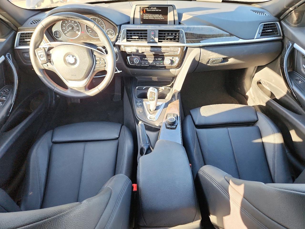 2017 BMW 330E - zdjęcie 8