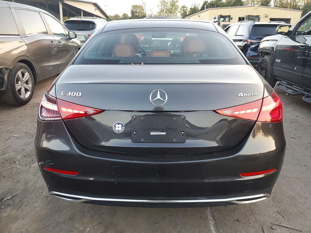 2023 Mercedes-Benz C 300 4Matic - zdjęcie 6