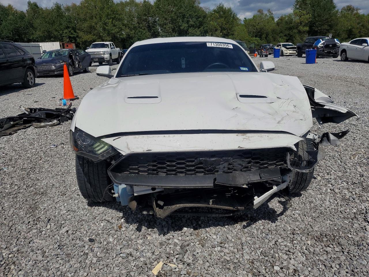 2019 Ford Mustang - zdjęcie 5
