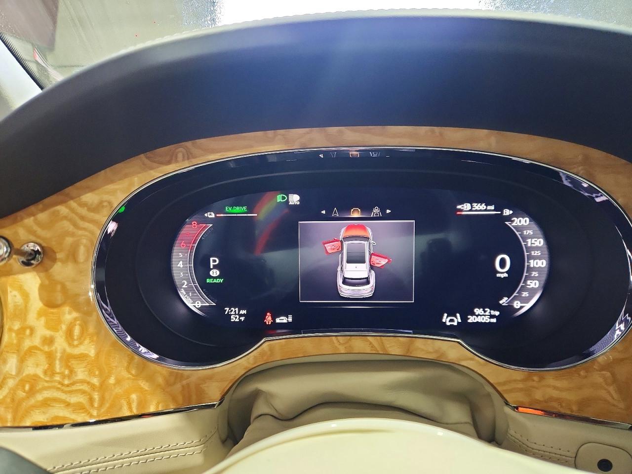 2024 Bentley Bentayga - zdjęcie 9