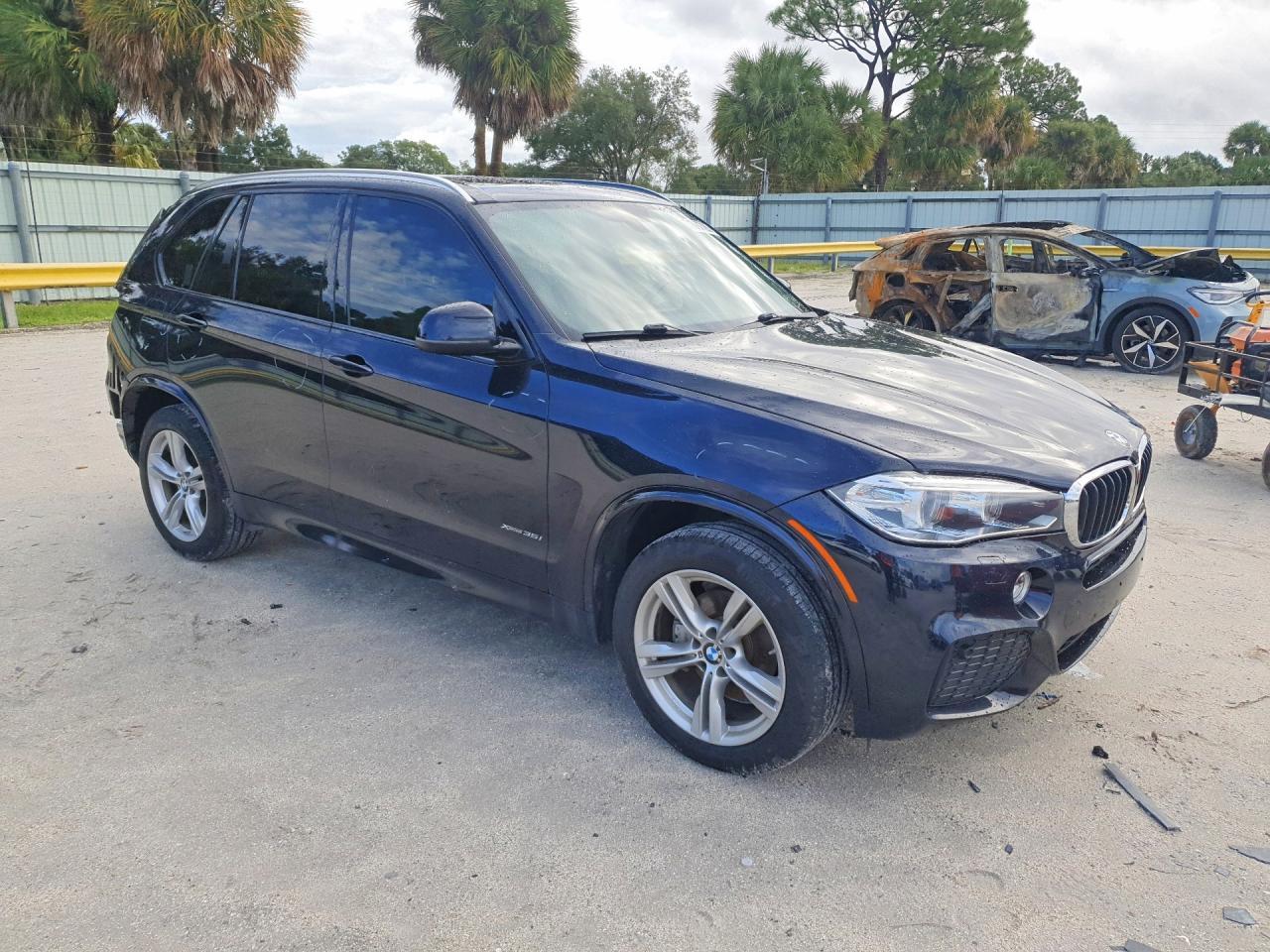 2017 BMW X5 xDrive35I - zdjęcie 4
