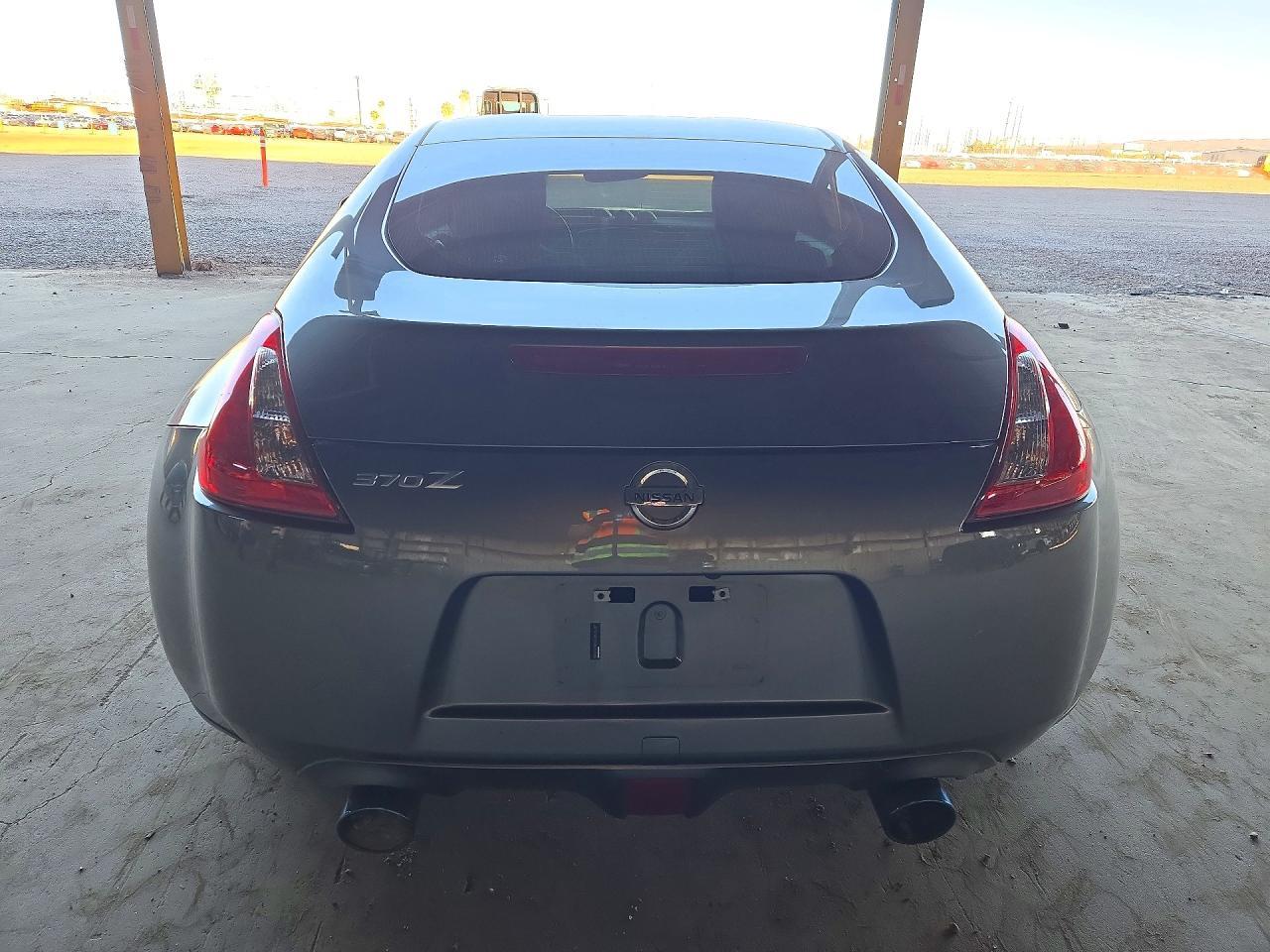 2016 Nissan 370Z Base - zdjęcie 6