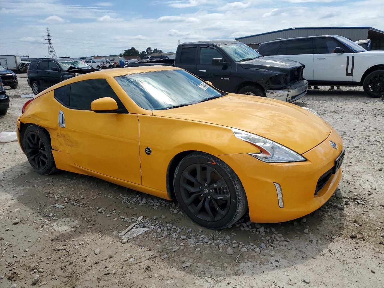 2017 Nissan 370Z Base - zdjęcie 4