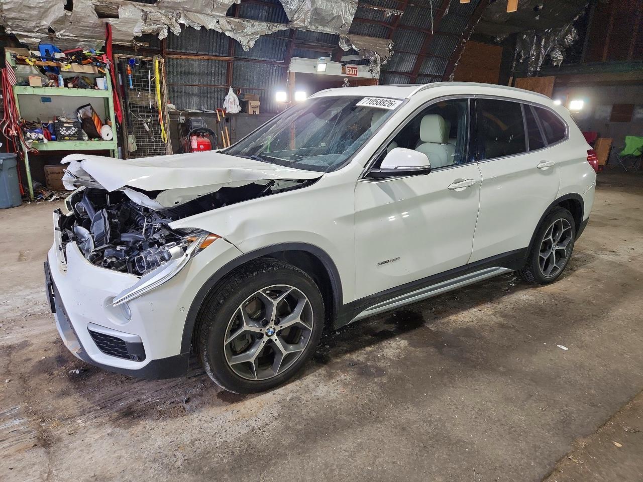 2017 BMW X1 xDrive28I - zdjęcie główne