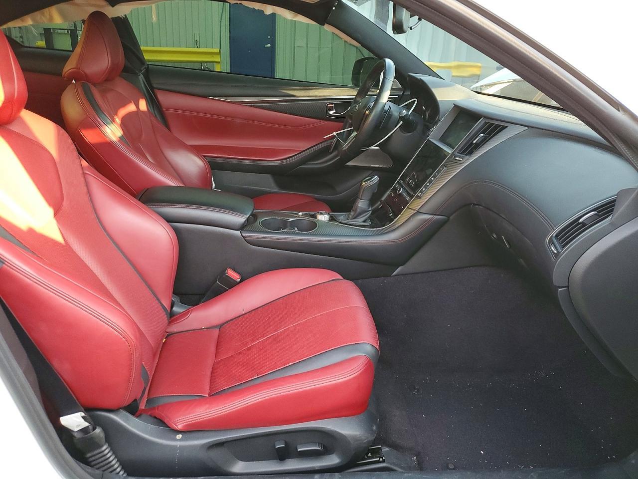 2021 Infiniti Q60 Red Sport 400 - zdjęcie 7