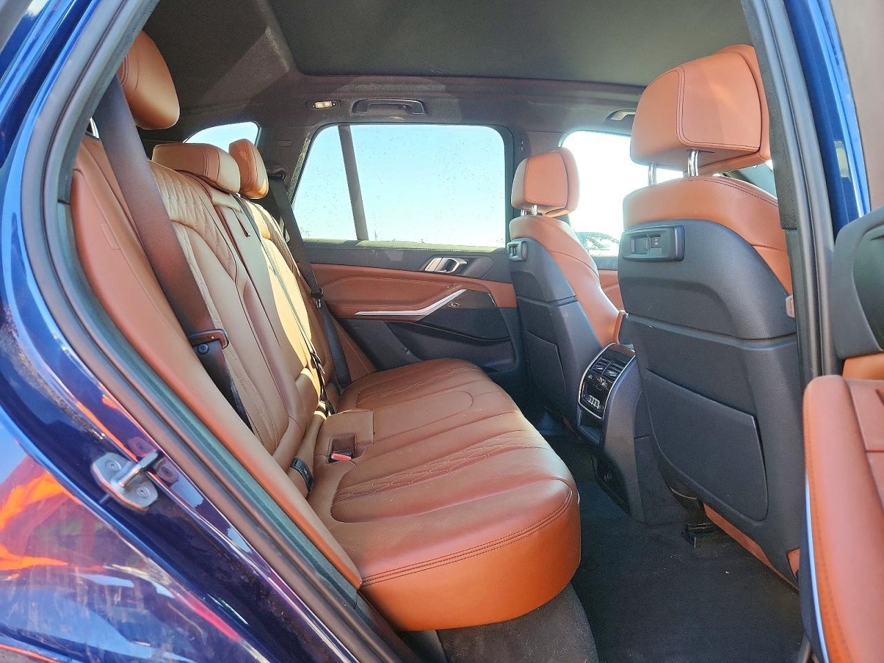 2022 BMW X5 xDrive40I - zdjęcie 10