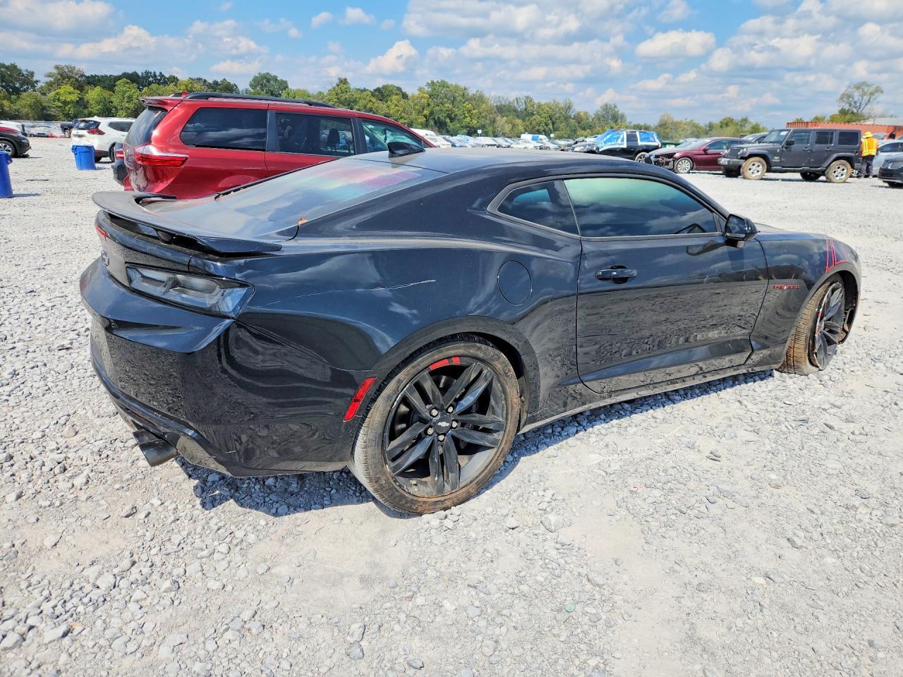 2018 Chevrolet Camaro Ss - zdjęcie 3