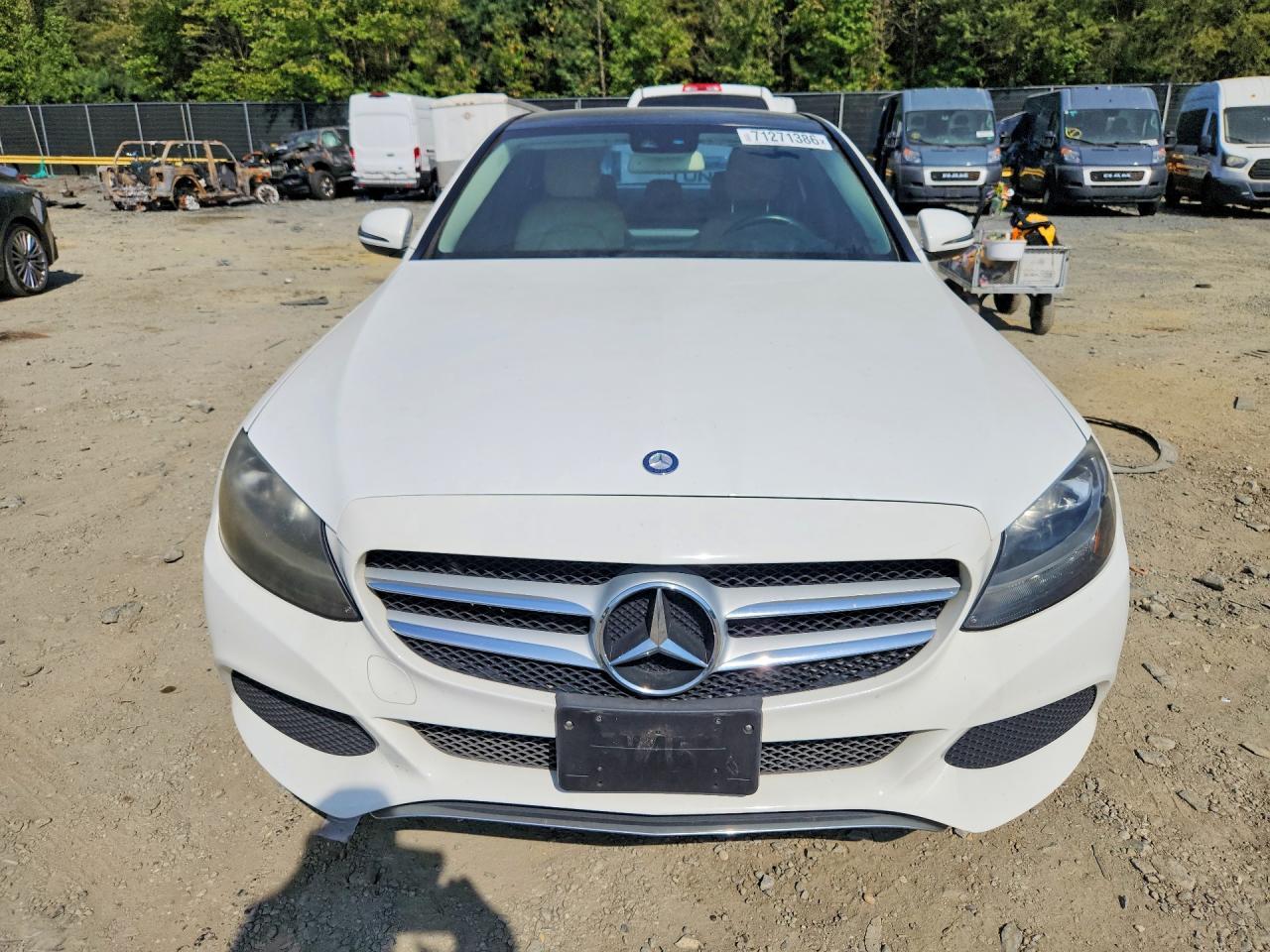 2016 Mercedes-Benz C300 4Mati - zdjęcie 5