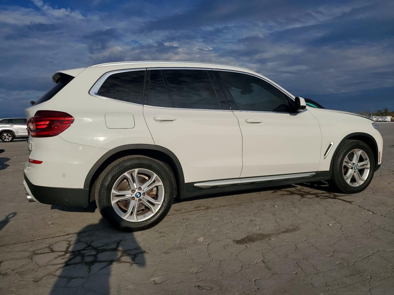 2021 BMW X3 Sdrive30I - zdjęcie 3