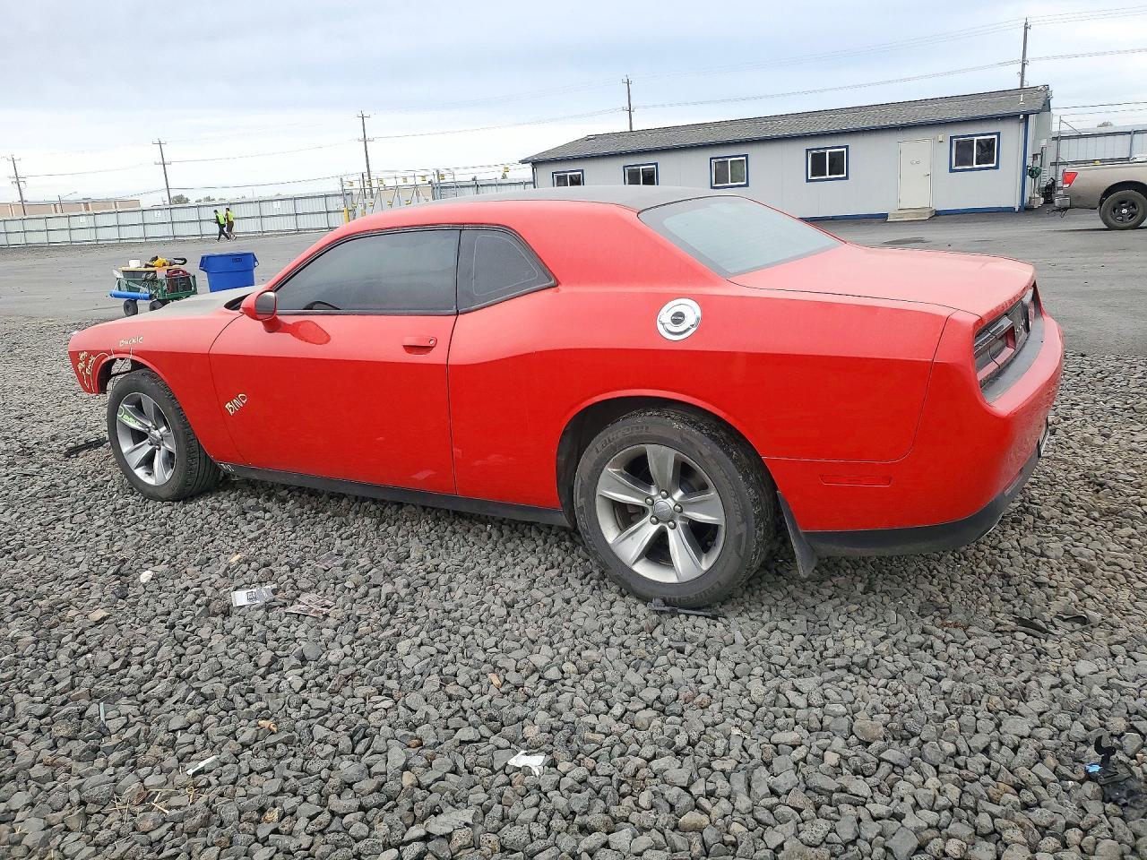 2016 Dodge Challenger Sxt - zdjęcie 2