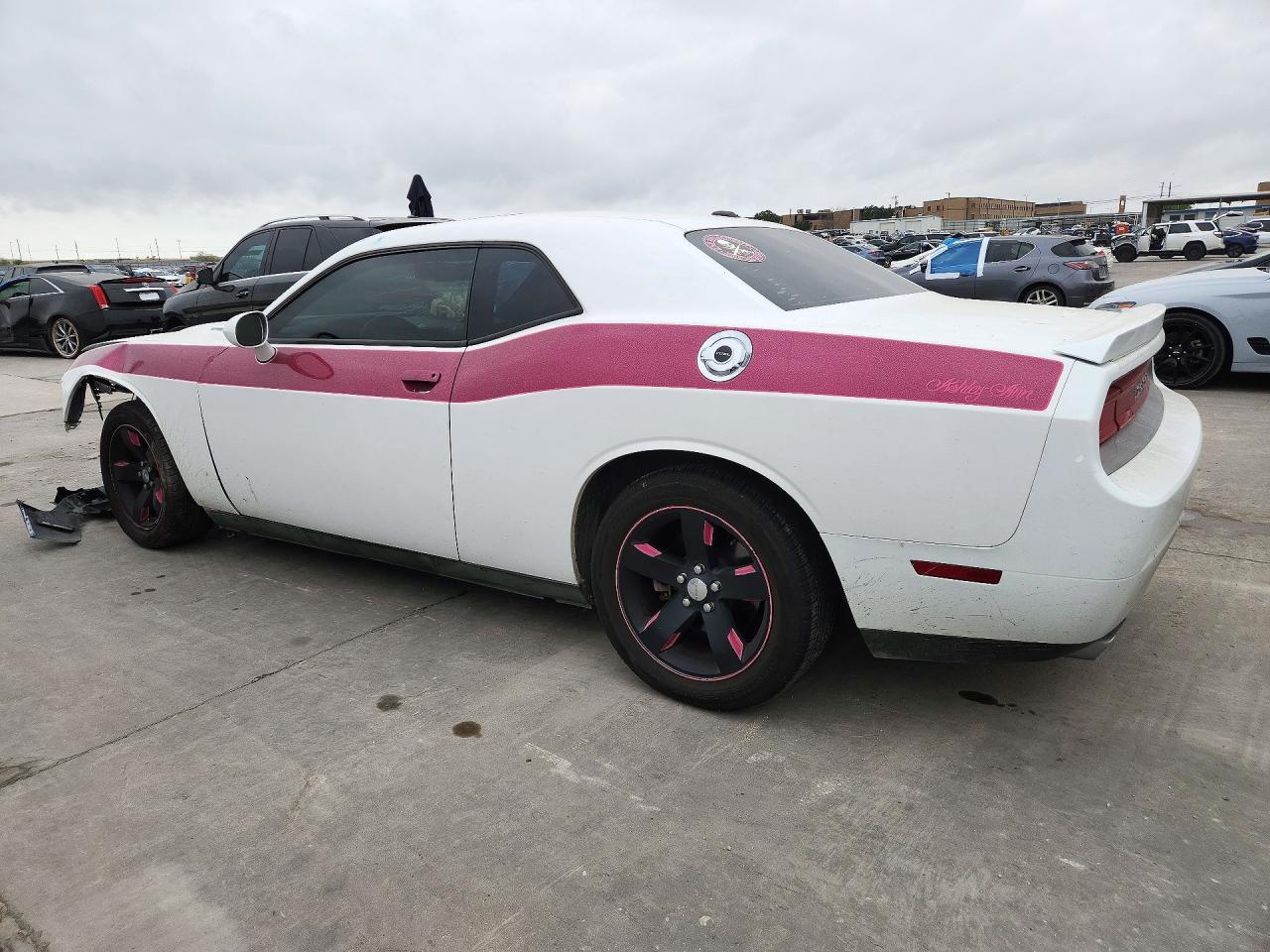 2013 Dodge Challenger R/T - zdjęcie 2