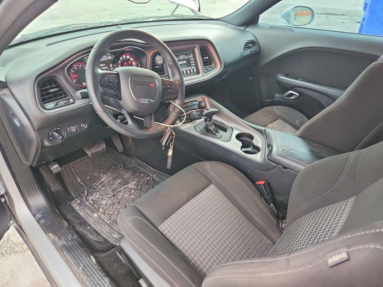 2023 Dodge Challenger Sxt - zdjęcie 8