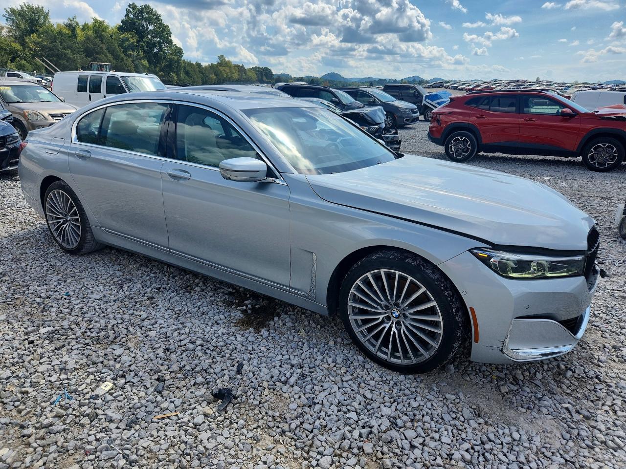 2020 BMW 740 I - zdjęcie 4