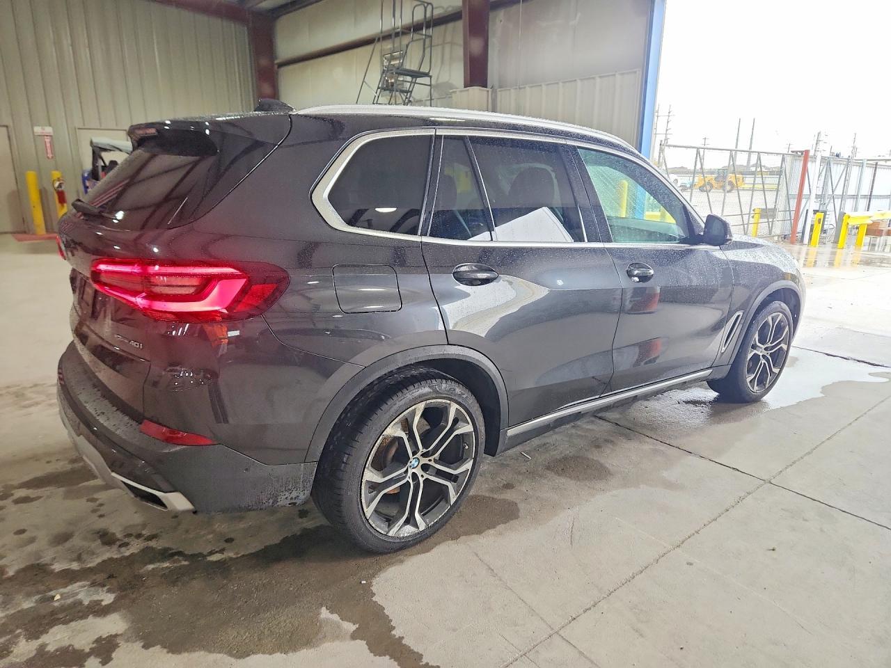 2020 BMW X5 Sdrive 40I - zdjęcie 3