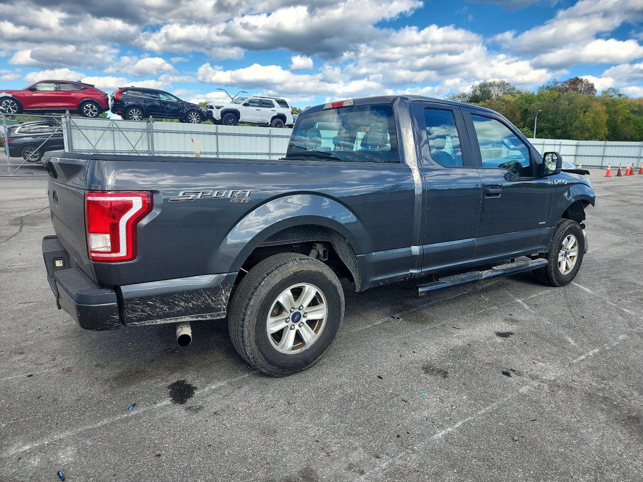 2015 Ford F150 Super Cab - zdjęcie 3