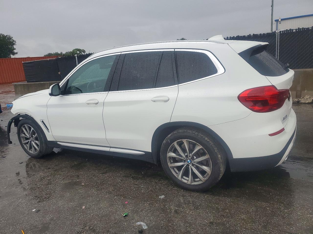 2019 BMW X3 Sdrive30I - zdjęcie 2