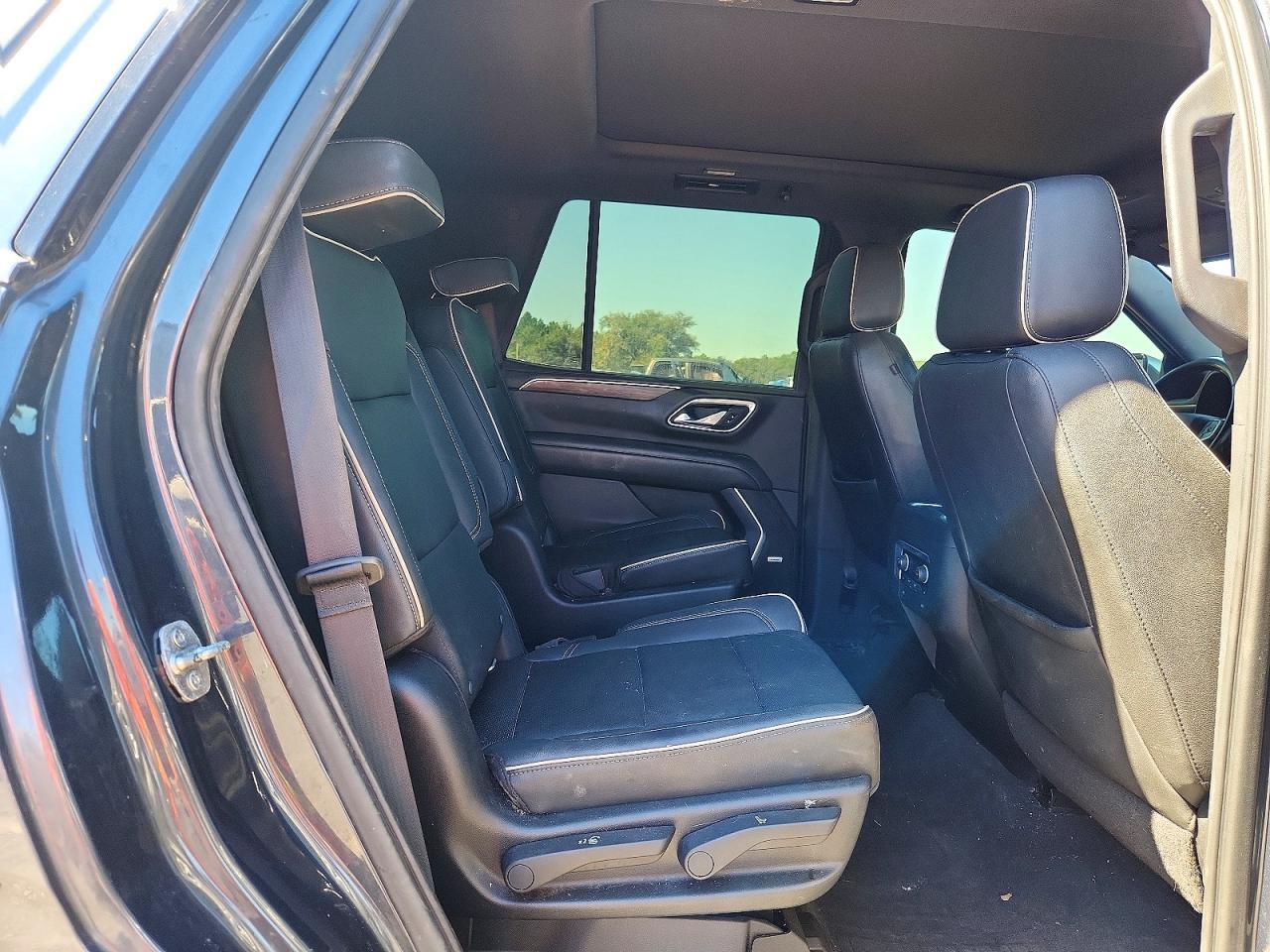 2021 Chevrolet Tahoe C1500 Premier - zdjęcie 11