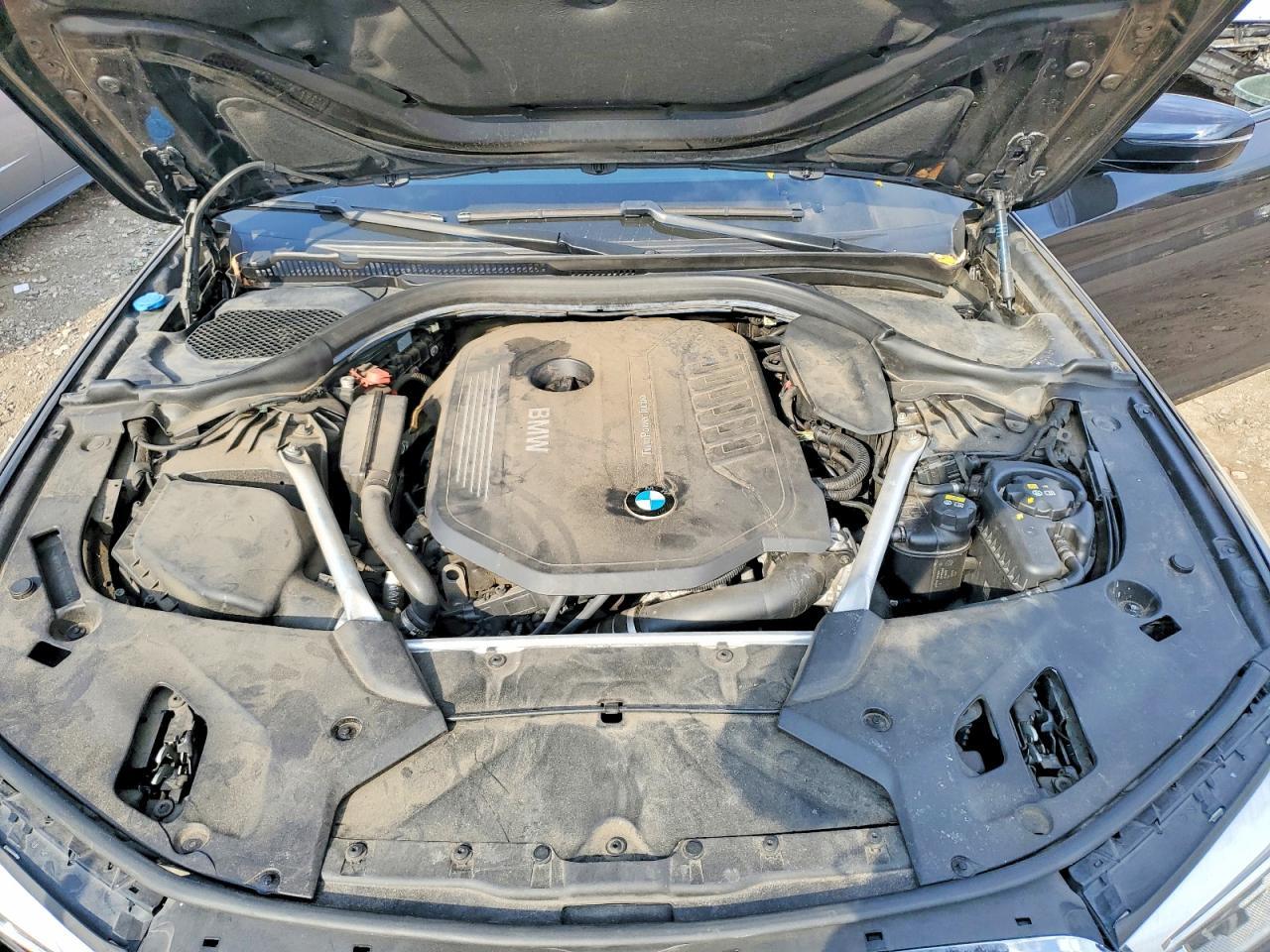 2018 BMW Seria 5 540i - zdjęcie 11