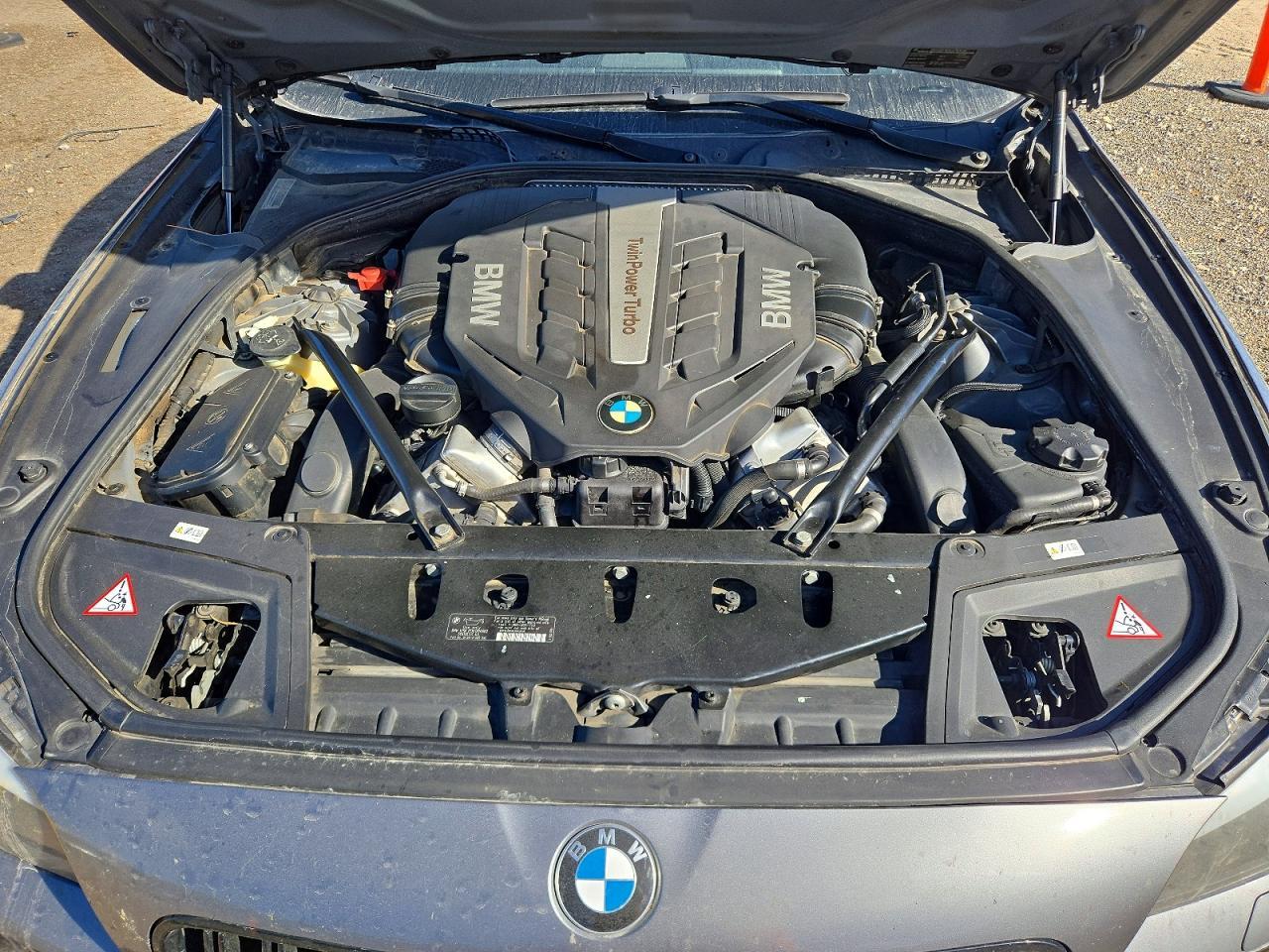 2013 BMW 550 I - zdjęcie 11