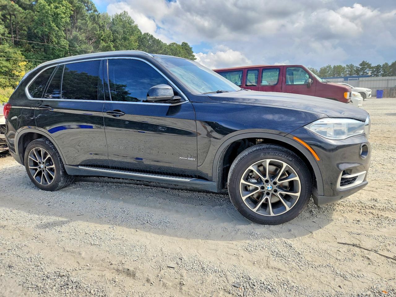 2016 BMW X5 xDrive50I - zdjęcie 4