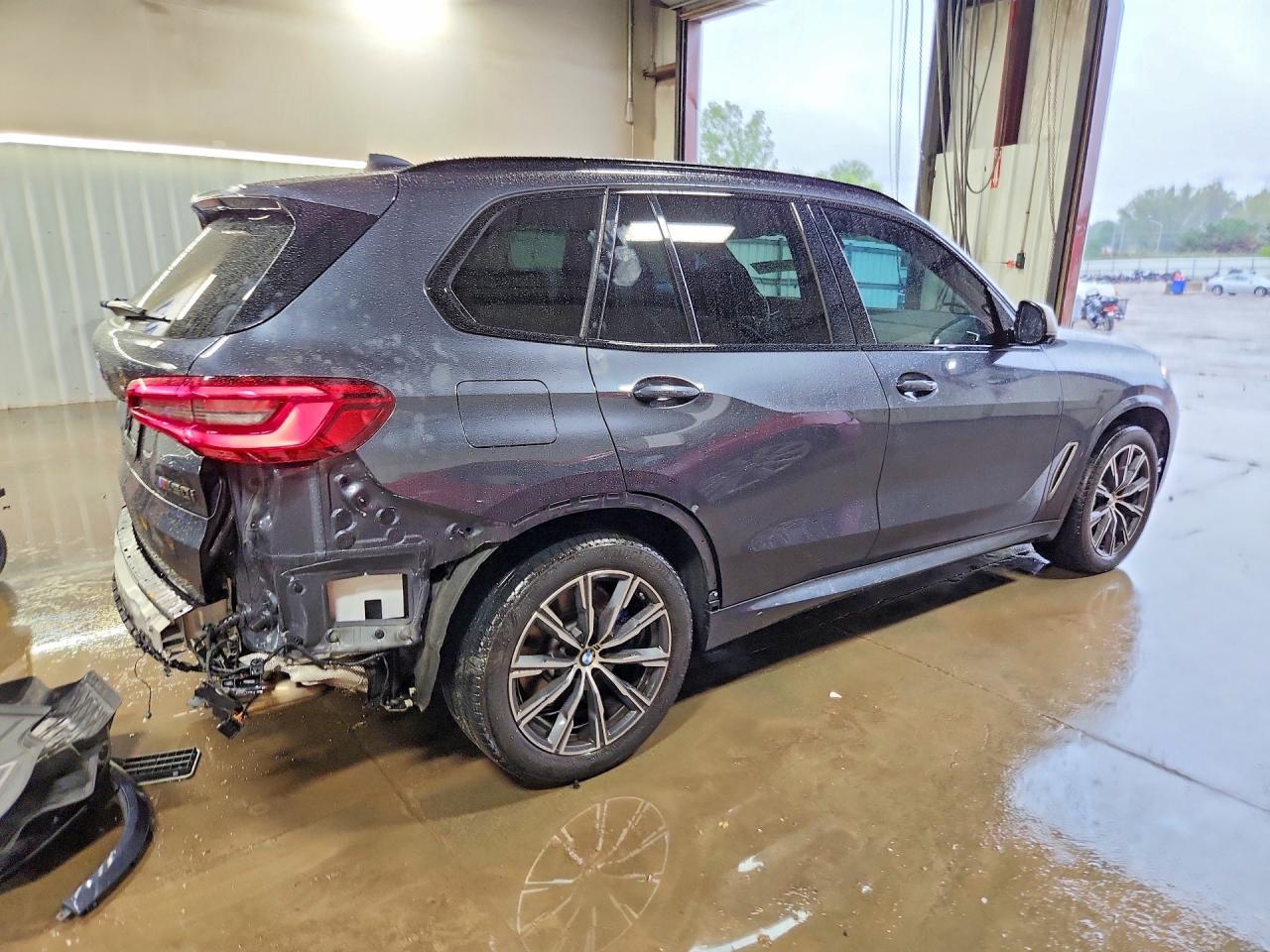 2020 BMW X5 M50I - zdjęcie 3