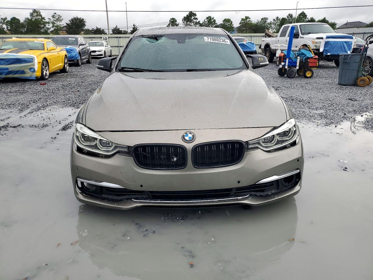 2017 BMW 330 I - zdjęcie 5