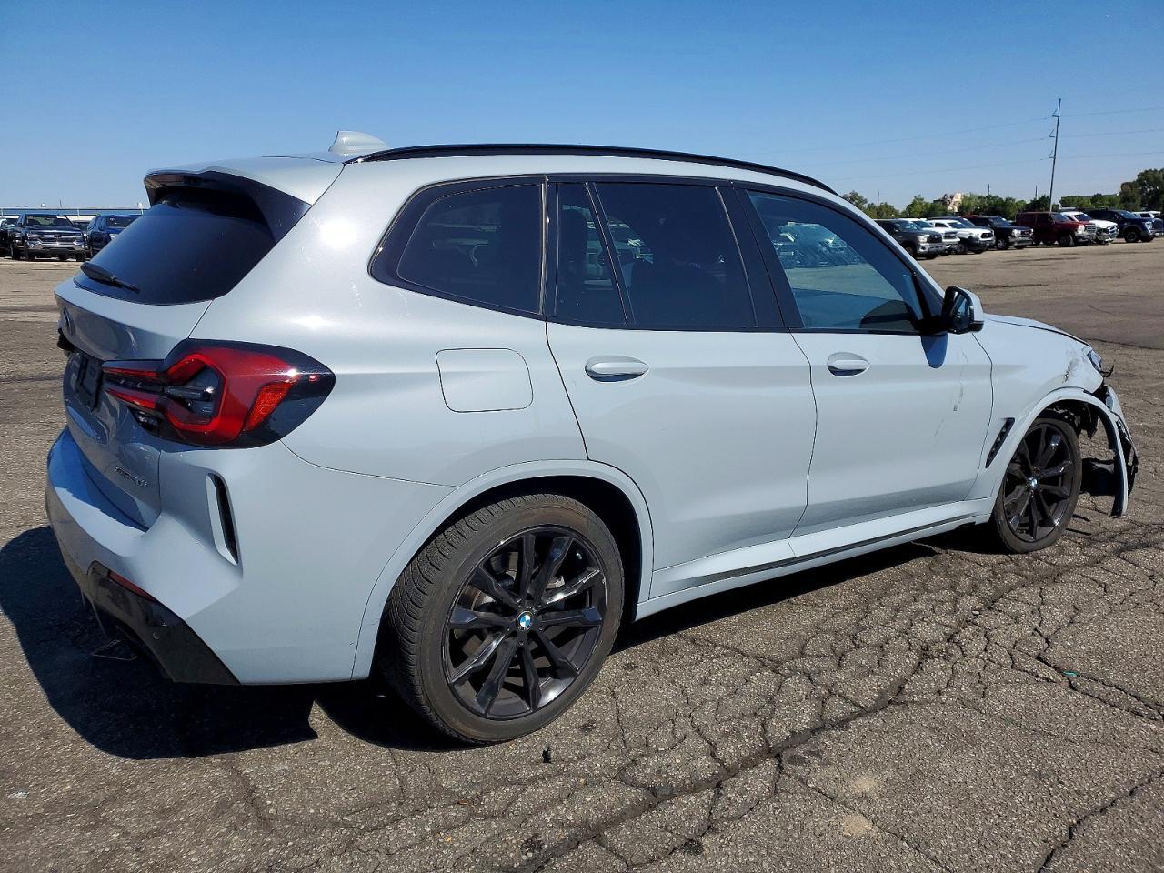 2024 BMW X3 xDrive30I - zdjęcie 3